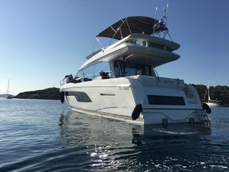 52' Prestige 2018 Yacht For Sale